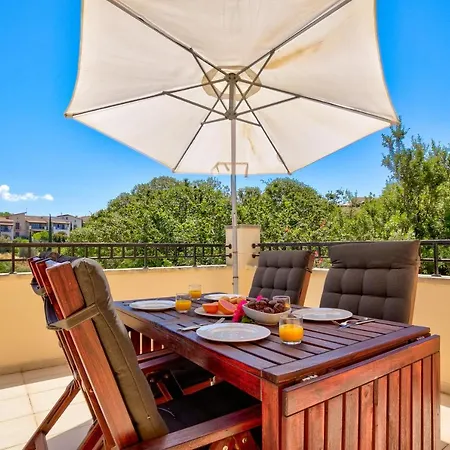 2 Bedroom Anatoli With Communal Pool, Aphrodite Hills Kouklia