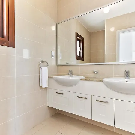 2 Bedroom Anatoli With Communal Pool, Aphrodite Hills