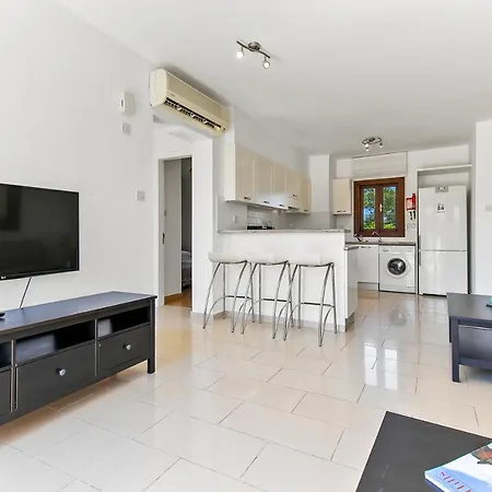 2 Bedroom Anatoli With Communal Pool, Aphrodite Hills * Kouklia