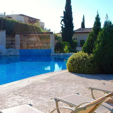 2 Bedroom Anatoli With Communal Pool, Aphrodite Hills * Kouklia
