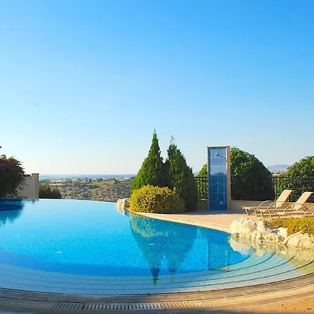 2 Bedroom Anatoli With Communal Pool, Aphrodite Hills * Kouklia