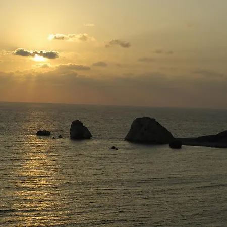 Apartment 2 Bedroom Anatoli With Communal Pool, Aphrodite Hills